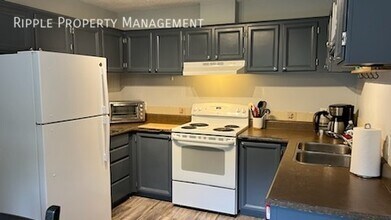 6503 Ranchview Dr NW in Calgary, AB - Building Photo - Building Photo