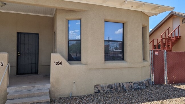 property at 1050 E 7th St
