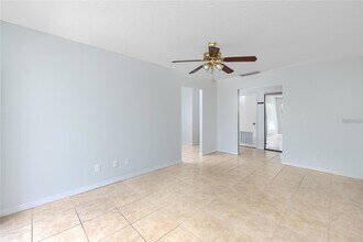 1062 85th Terrace N, Unit D in St. Petersburg, FL - Building Photo - Building Photo