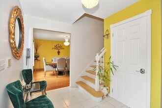 11 Heaton Ct in Closter, NJ - Building Photo - Building Photo