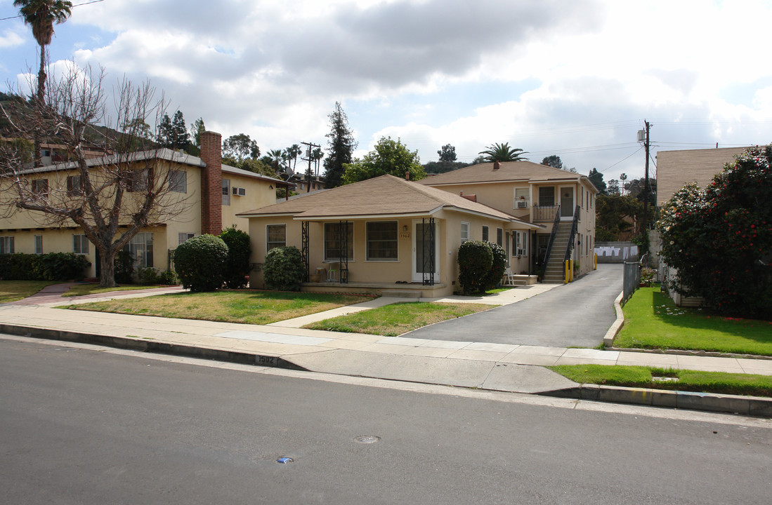 1502 E Maple St in Glendale, CA - Building Photo