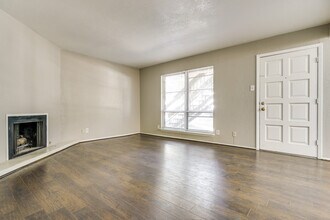 4114 Avondale Ave, Unit 2 in Dallas, TX - Building Photo - Building Photo