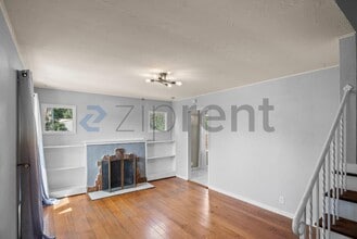 3400 Seminary Ave in Oakland, CA - Foto de edificio - Building Photo