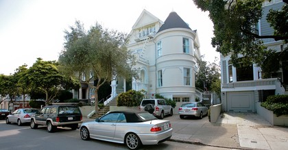 2715 Sacramento St in San Francisco, CA - Building Photo - Building Photo