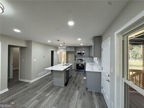 3489 Creighton Rd SW in Atlanta, GA - Building Photo - Building Photo