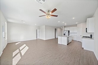 14524 Jelly Pnes Dr in Conroe, TX - Building Photo - Building Photo