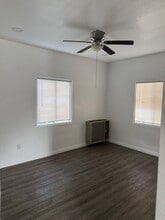 910 S Marengo Ave in Pasadena, CA - Building Photo - Building Photo