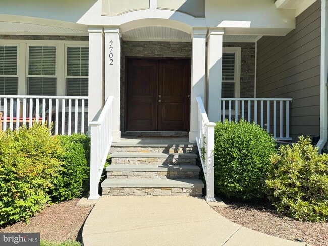 7702 Trammell Rd in Annandale, VA - Building Photo - Building Photo