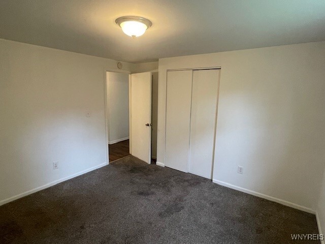 property at 341 Sundridge Dr