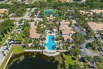 3023 Alcazar Pl, Unit 107 in Palm Beach Gardens, FL - Building Photo - Building Photo