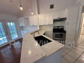 2633 Bogota Ave in Cooper City, FL - Building Photo