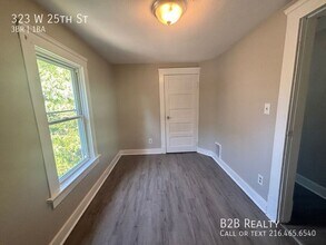 323 W 25th St in Lorain, OH - Building Photo - Building Photo