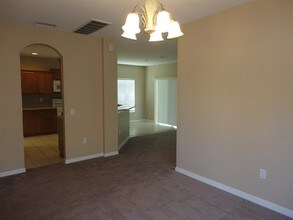 25741 Crippen Dr in Land O Lakes, FL - Foto de edificio - Building Photo