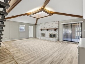 1811 Briarcrest Ln in Arlington, TX - Building Photo - Building Photo