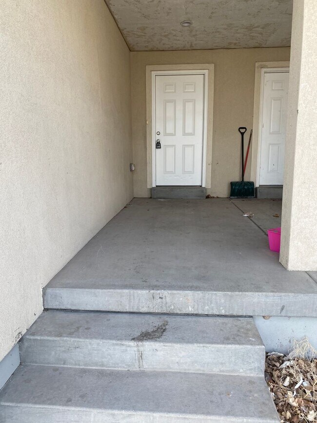 1394 S 675 E in Vernal, UT - Building Photo - Building Photo