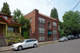 815 SE 32nd Ave Apartments