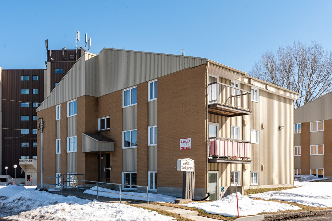 5100 Saint-Georges St in Lévis, QC - Building Photo