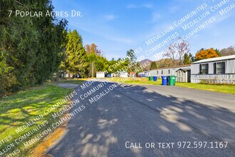 7 Poplar Acrs Dr in Candler, NC - Building Photo - Building Photo