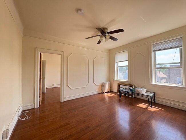 898 Kennedy Blvd in Bayonne, NJ - Foto de edificio - Building Photo