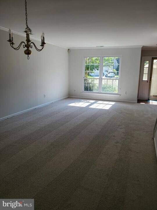 261 Tulip Tree Ct in Blue Bell, PA - Building Photo