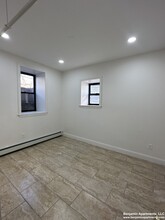 3 Egremont Rd, Unit A in Boston, MA - Foto de edificio - Building Photo