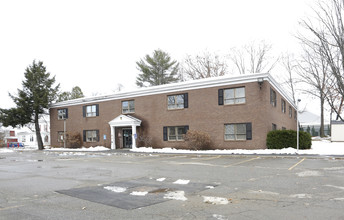 111 Church St in Laconia, NH - Building Photo - Building Photo