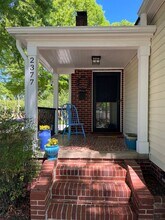 2377 Westfield Ave in Winston-Salem, NC - Foto de edificio - Building Photo