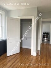 74 Hanna St W in Windsor, ON - Building Photo - Building Photo