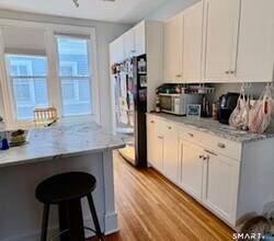 611 Whitney Ave in New Haven, CT - Building Photo - Building Photo