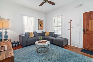 23 Old Mission Ave in St. Augustine, FL - Building Photo