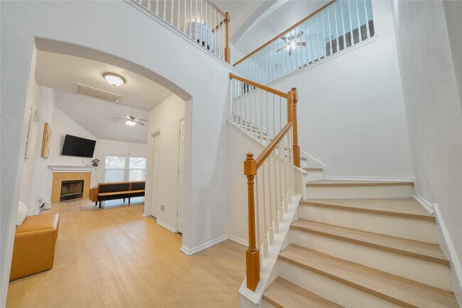 9610 Beckwood Post Dr in Houston, TX - Building Photo - Building Photo