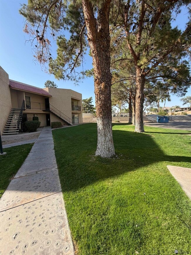 10642 S Camino Del Sol in Yuma, AZ - Building Photo - Building Photo