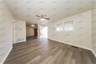 1342 SW 51st St in Oklahoma City, OK - Building Photo - Building Photo