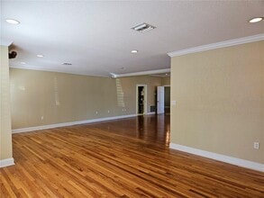 124 Giralda Blvd NE in St. Petersburg, FL - Building Photo - Building Photo