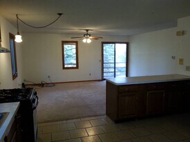 5211 Portage St NW, Unit Down stairs in North Canton, OH - Building Photo