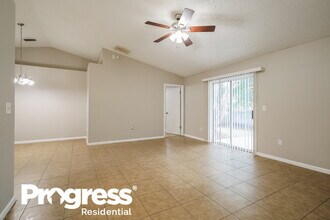 1615 Twin Oak Ln in Middleburg, FL - Building Photo - Building Photo