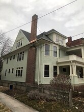 642 Orange St, Unit 3rd Floor Apartment in New Haven, CT - Building Photo - Building Photo