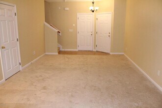6852 Misty View Dr in Jacksonville, FL - Building Photo - Building Photo