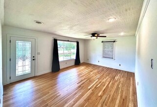 1219 Oakdale Rd in Augusta, GA - Building Photo - Building Photo