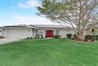 5281 Jade Cir in Belle Isle, FL - Building Photo - Building Photo