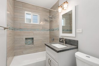 7130 E Hyatt St in San Diego, CA - Building Photo - Building Photo