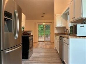 225 Magnolia Tree Ct in Alpharetta, GA - Building Photo - Building Photo