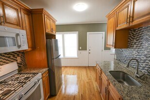 129 Draper St in Boston, MA - Building Photo