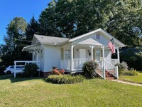 654 Eldorado St in Troy, NC - Foto de edificio - Building Photo