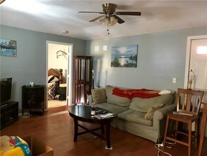 43 Eton Ave in Warwick, RI - Building Photo - Building Photo