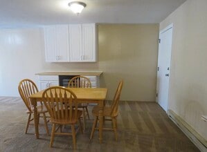 7 Wildwood St, Unit 21 in Dracut, MA - Building Photo - Building Photo