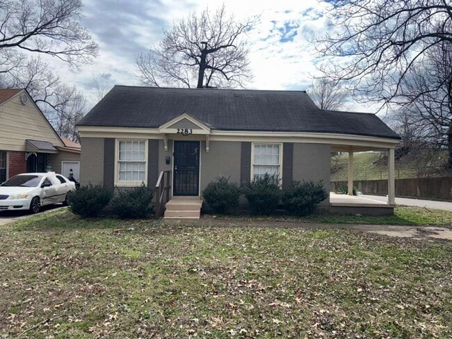 property at 2283 Poe Ave