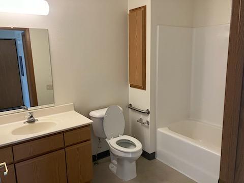 property at 559-599 N Maple St