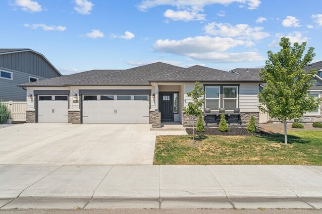 property at 10646 W Thimbleberry Ct