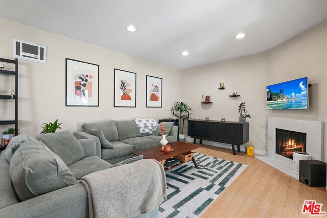 property at 3640 Cardiff Ave